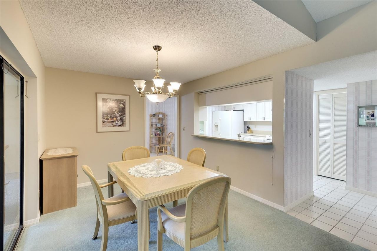 3825 Wilshire Circle, Unit 1, Sarasota, FL 34238 Photo