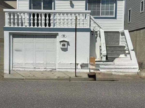 69 Illinois Street, Long Beach, NY 11561