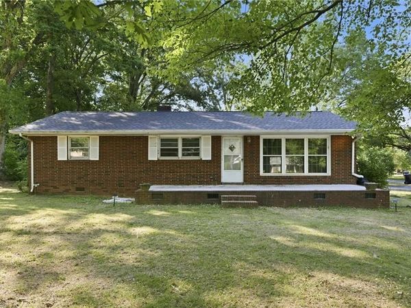 2638 Catherine Drive , Burlington, NC 27215