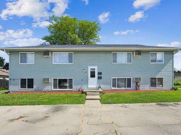 503 & 507 Rosemere Lane, Maquoketa, IA 52060
