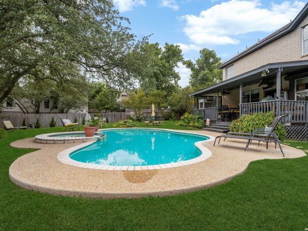 742 Mello Oak, San Antonio, TX 78258