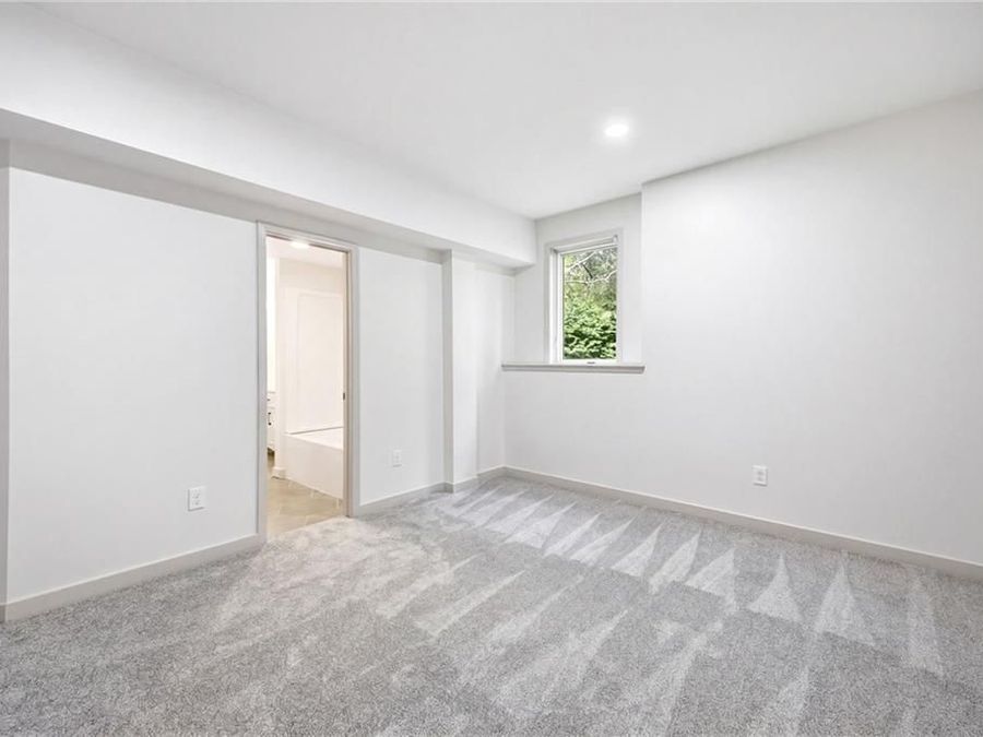 Property Image 80