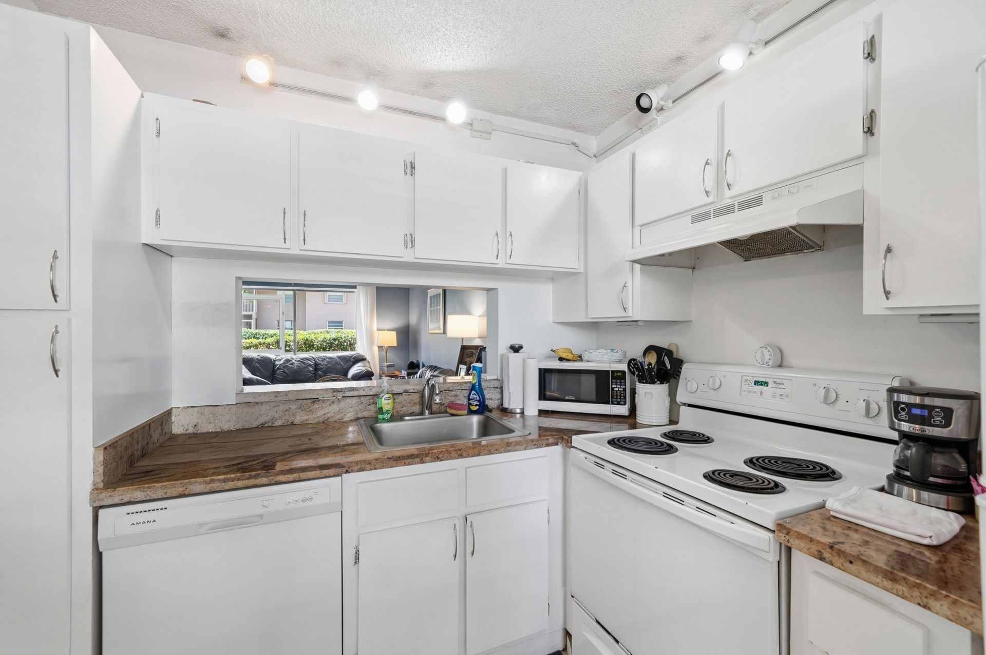 8840 Royal Palm Boulevard, Unit 105-7, Coral Springs, FL 33065 Photo