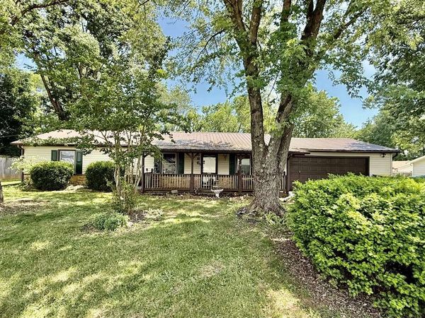 586 N Graham Street, Bowling Green, KY 42101