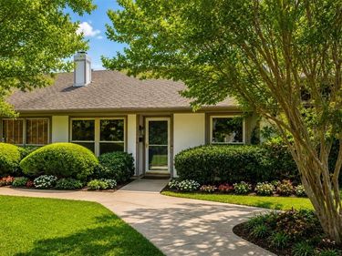 13706 Flagstone Lane, Dallas, TX 75240