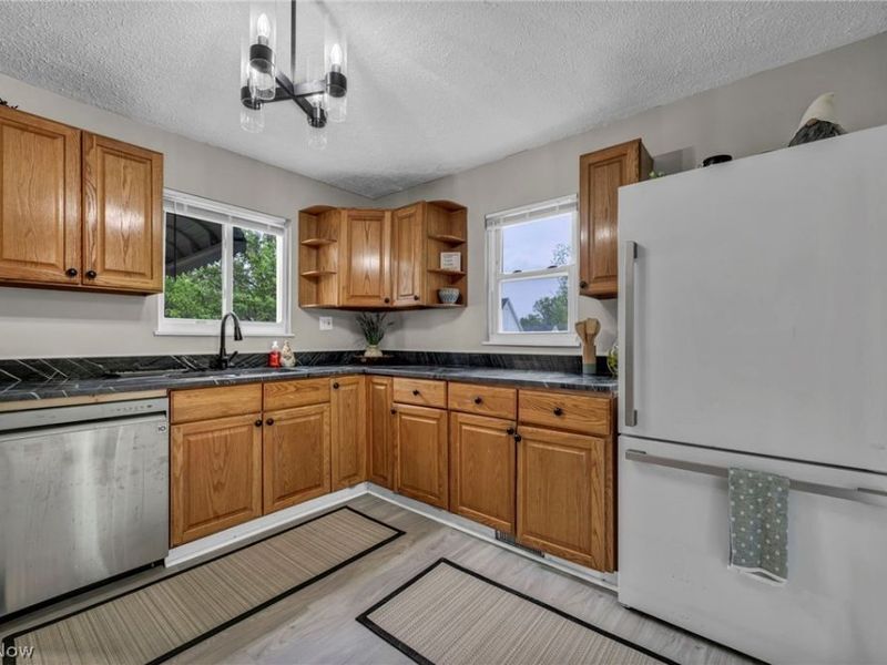 1603 Winchester Road , Lyndhurst, OH 44124 Photo 14