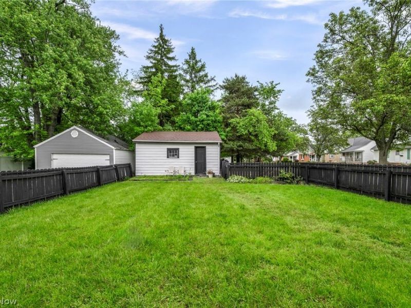 1603 Winchester Road , Lyndhurst, OH 44124 Photo 31
