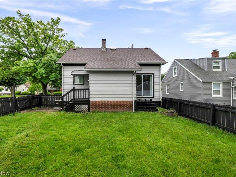 1603 Winchester Road , Lyndhurst, OH 44124 Photo 32
