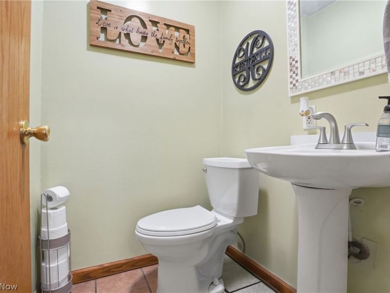2697 Newton Tomlinson, Newton Falls, OH 44444 Photo 21