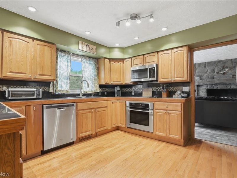 2697 Newton Tomlinson, Newton Falls, OH 44444 Photo 5