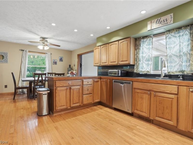 2697 Newton Tomlinson, Newton Falls, OH 44444 Photo 6