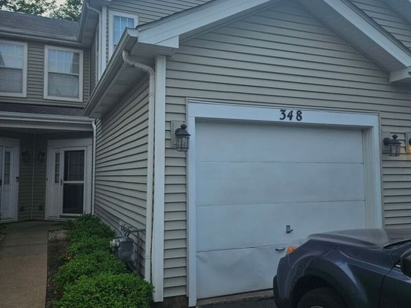 348 Fallbrook Court , Schaumburg, IL 60194