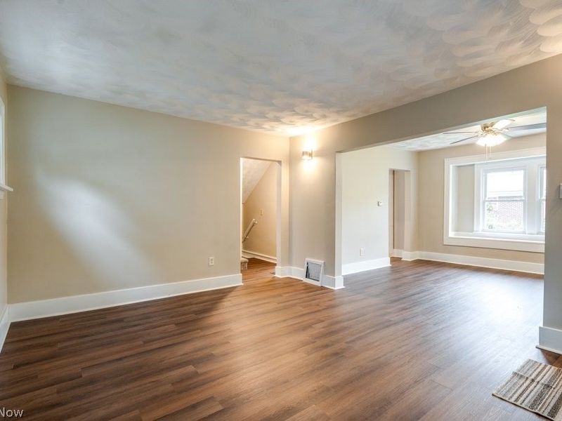 931 Lovers Lane, Akron, OH 44306 Photo 5