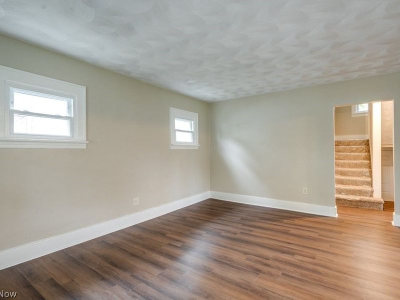931 Lovers Lane, Akron, OH 44306 Photo 6