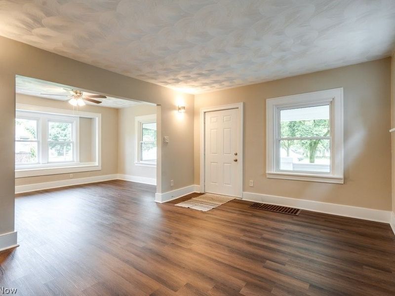 931 Lovers Lane, Akron, OH 44306 Photo 7