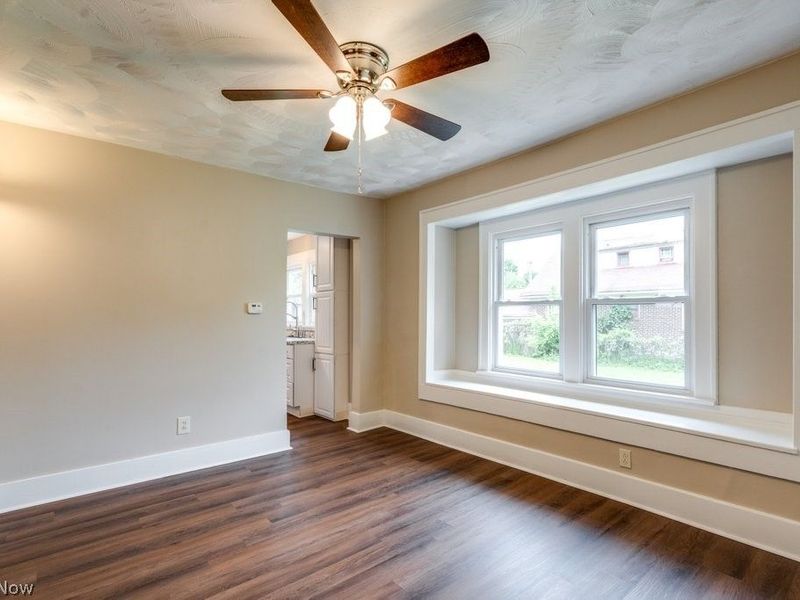931 Lovers Lane, Akron, OH 44306 Photo 9