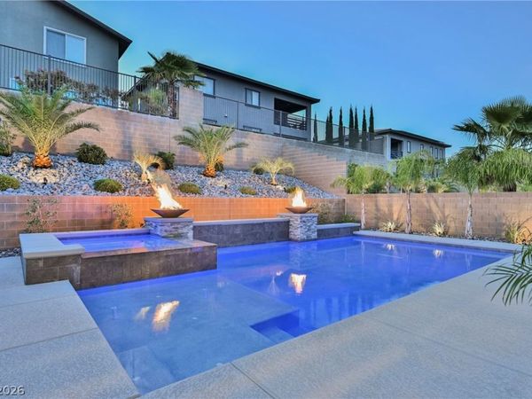12368 Notch Trail Avenue , Las Vegas, NV 89138