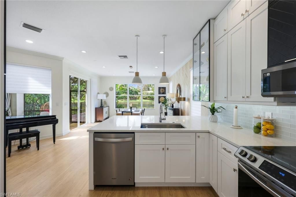 10327 Carolina Willow Dr, Fort Myers, FL 33913 Photo
