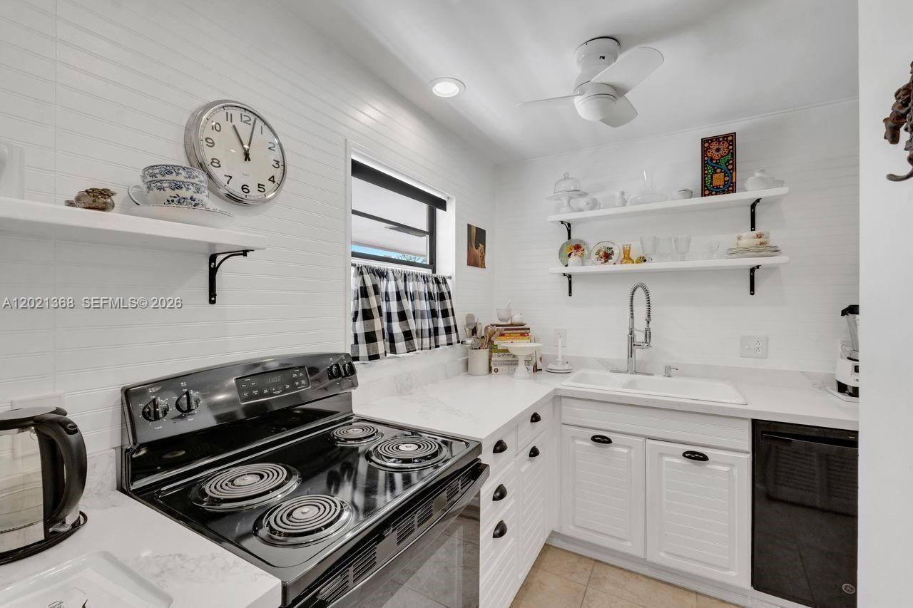18081 SE Country Club Dr , Unit 1-10, Jupiter, FL 33469 Photo