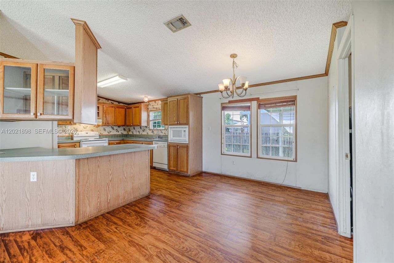 19800 SW 180 Avenue #524, Miami, FL 33187 Photo