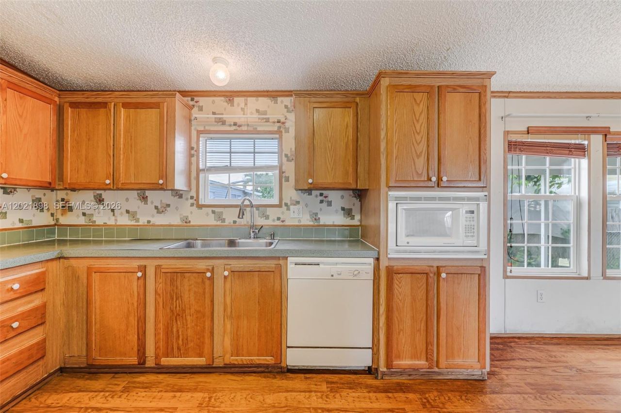 19800 SW 180 Avenue #524, Miami, FL 33187 Photo