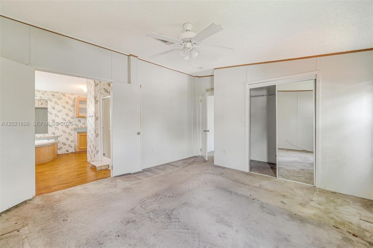 19800 SW 180 Avenue #524, Miami, FL 33187 Photo