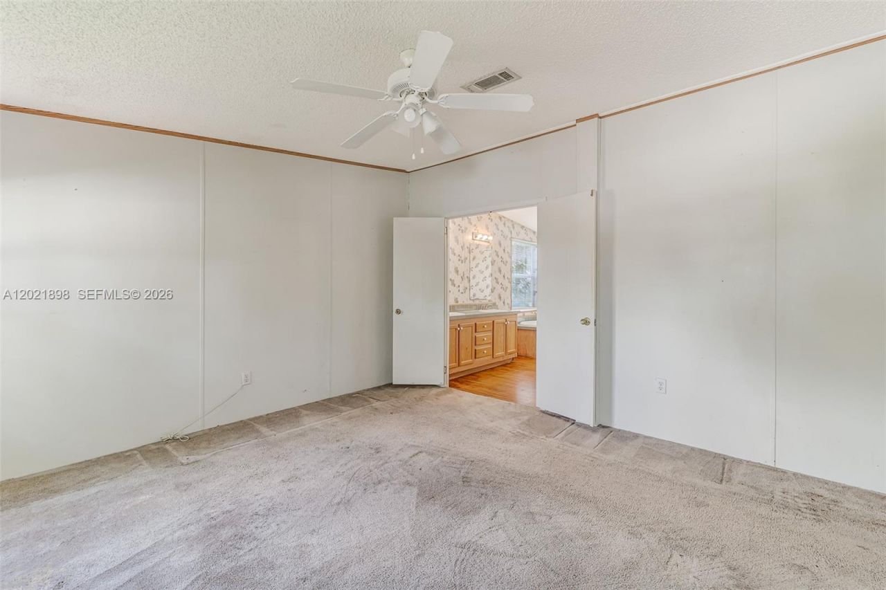 19800 SW 180 Avenue #524, Miami, FL 33187 Photo