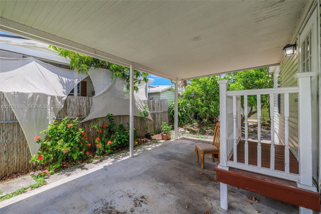 19800 SW 180 Avenue #524, Miami, FL 33187 Photo