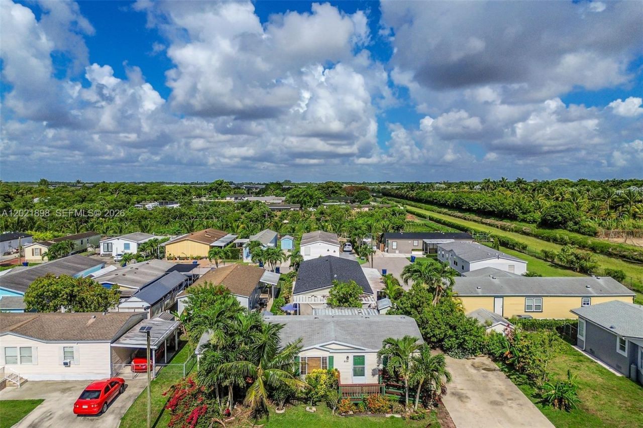 19800 SW 180 Avenue #524, Miami, FL 33187 Photo