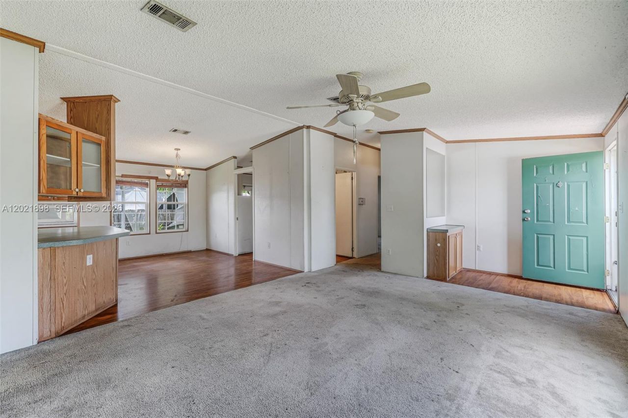 19800 SW 180 Avenue #524, Miami, FL 33187 Photo