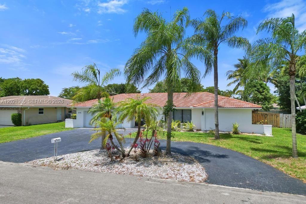 8775 SW 1st Pl , Coral Springs, FL 33071 Photo