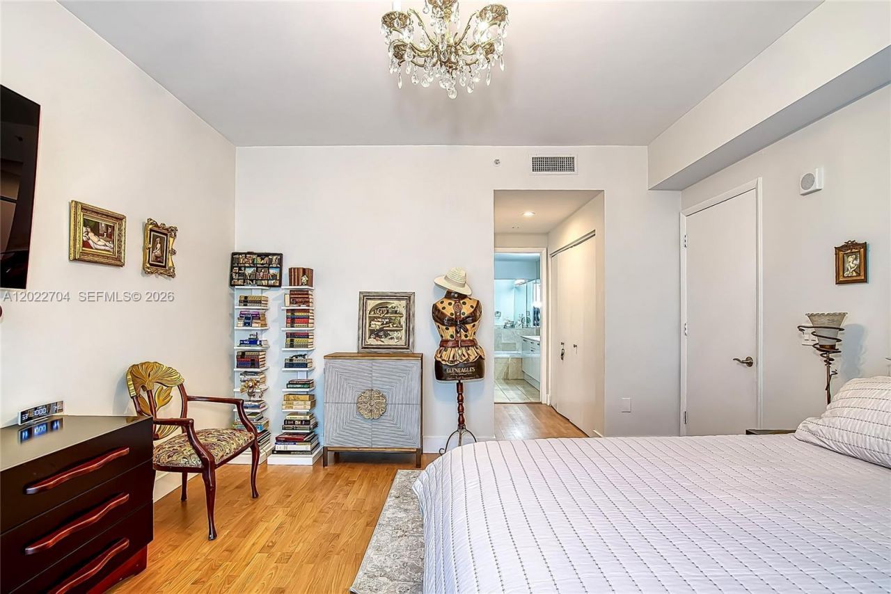 3131 NE 188th St, Unit 1-1104, Aventura, FL 33180 Photo