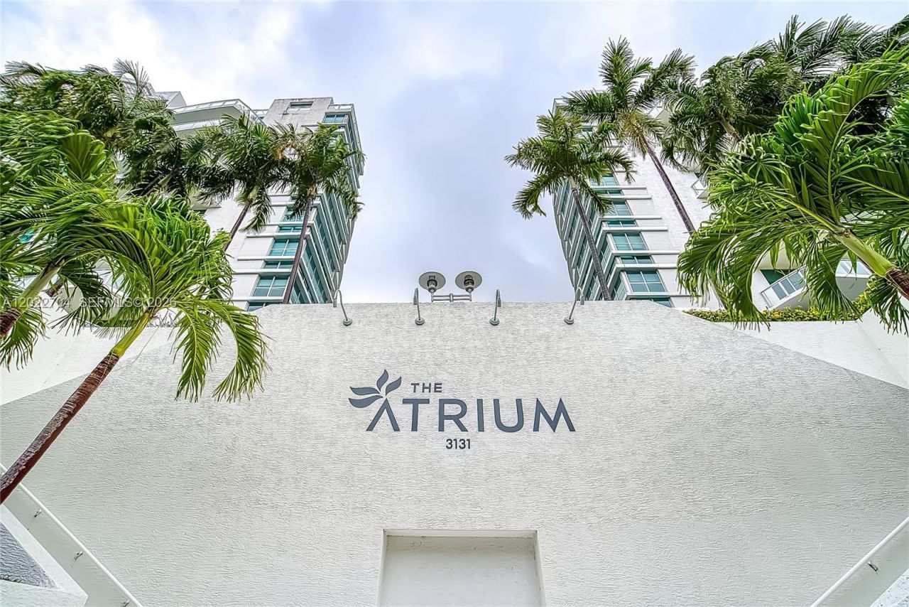 3131 NE 188th St, Unit 1-1104, Aventura, FL 33180 Photo