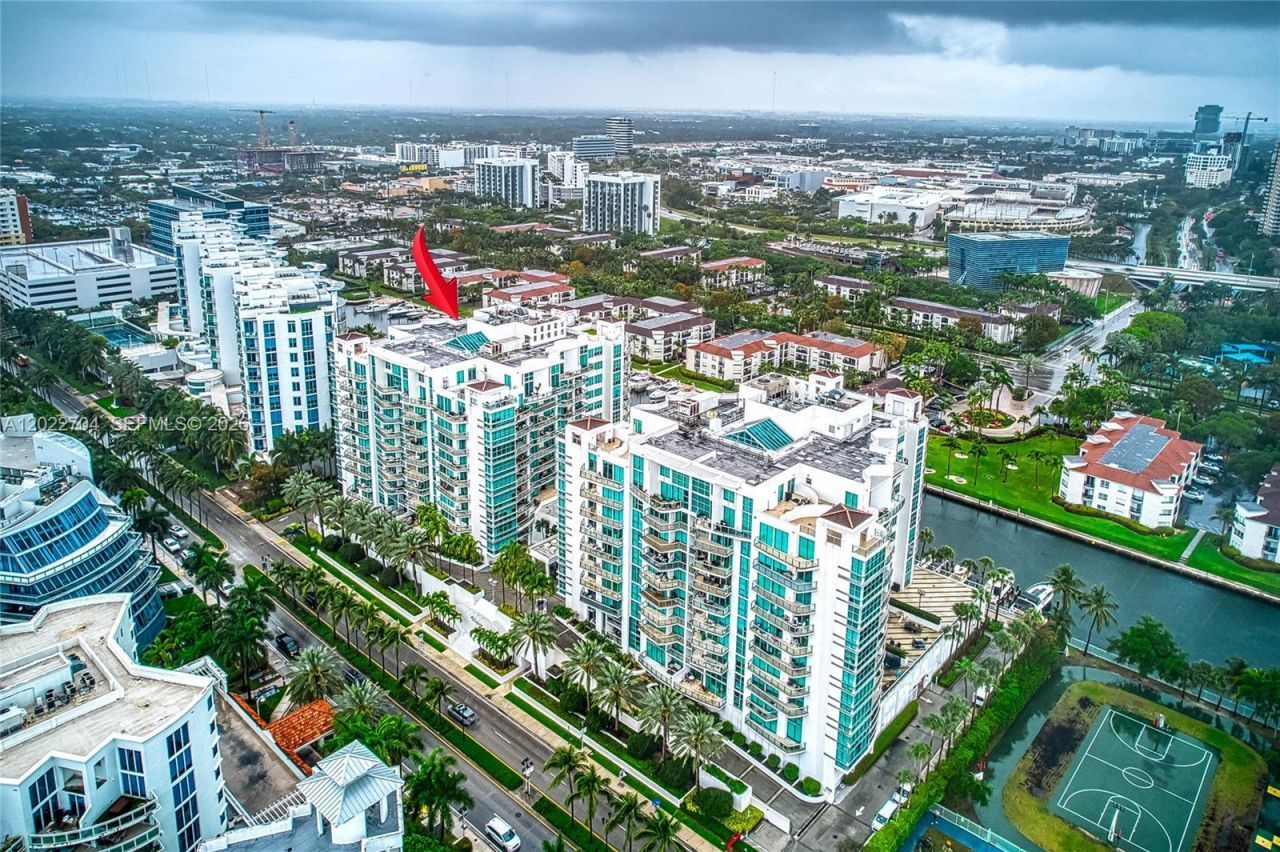 3131 NE 188th St, Unit 1-1104, Aventura, FL 33180 Photo