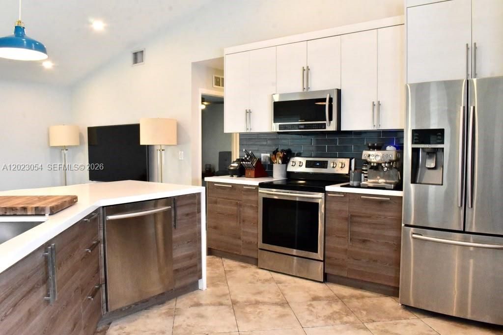 10205 SW 12th St, Pembroke Pines, FL 33025 Photo