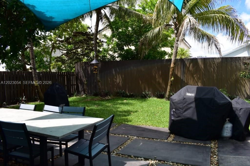 10205 SW 12th St, Pembroke Pines, FL 33025 Photo