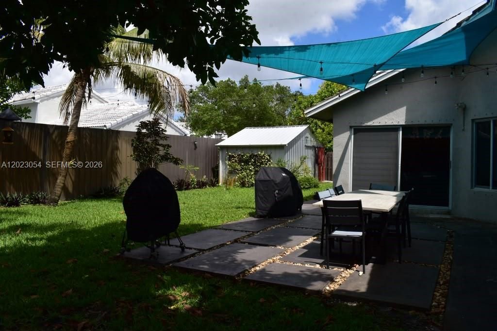 10205 SW 12th St, Pembroke Pines, FL 33025 Photo