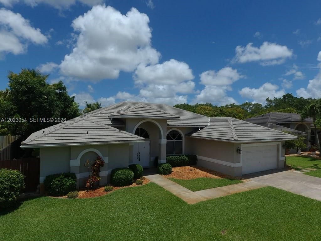 10205 SW 12th St, Pembroke Pines, FL 33025 Photo