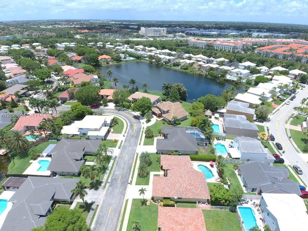 10205 SW 12th St, Pembroke Pines, FL 33025 Photo