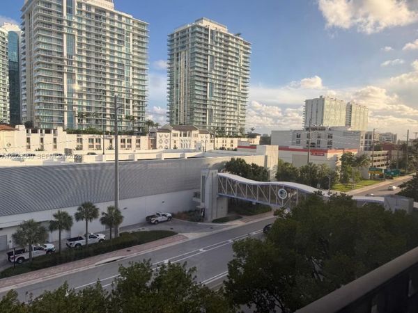 16909 N Bay Rd , Unit 720, Sunny Isles Beach, FL 33160