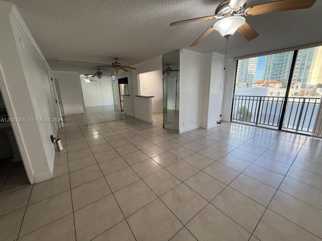 16909 N Bay Rd , Unit 720, Sunny Isles Beach, FL 33160 Photo