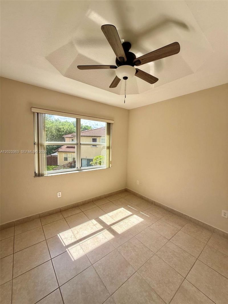 3330 NE 13th Cir Dr, Unit 111-22, Homestead, FL 33033 Photo
