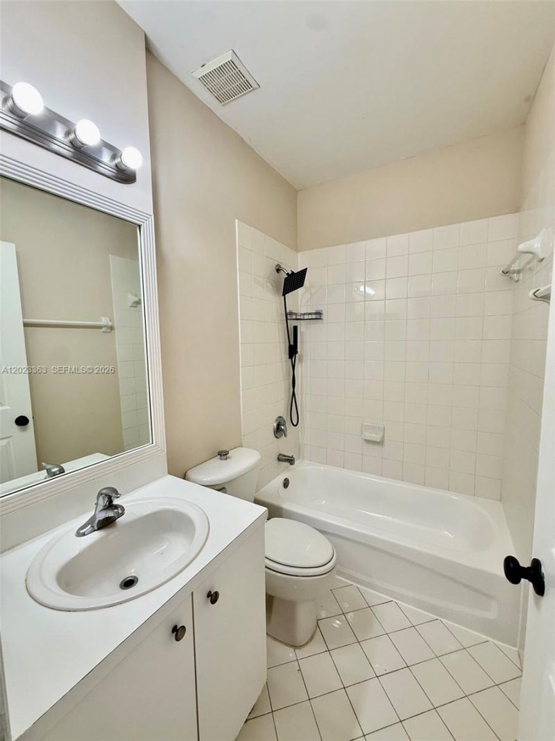 3330 NE 13th Cir Dr, Unit 111-22, Homestead, FL 33033 Photo