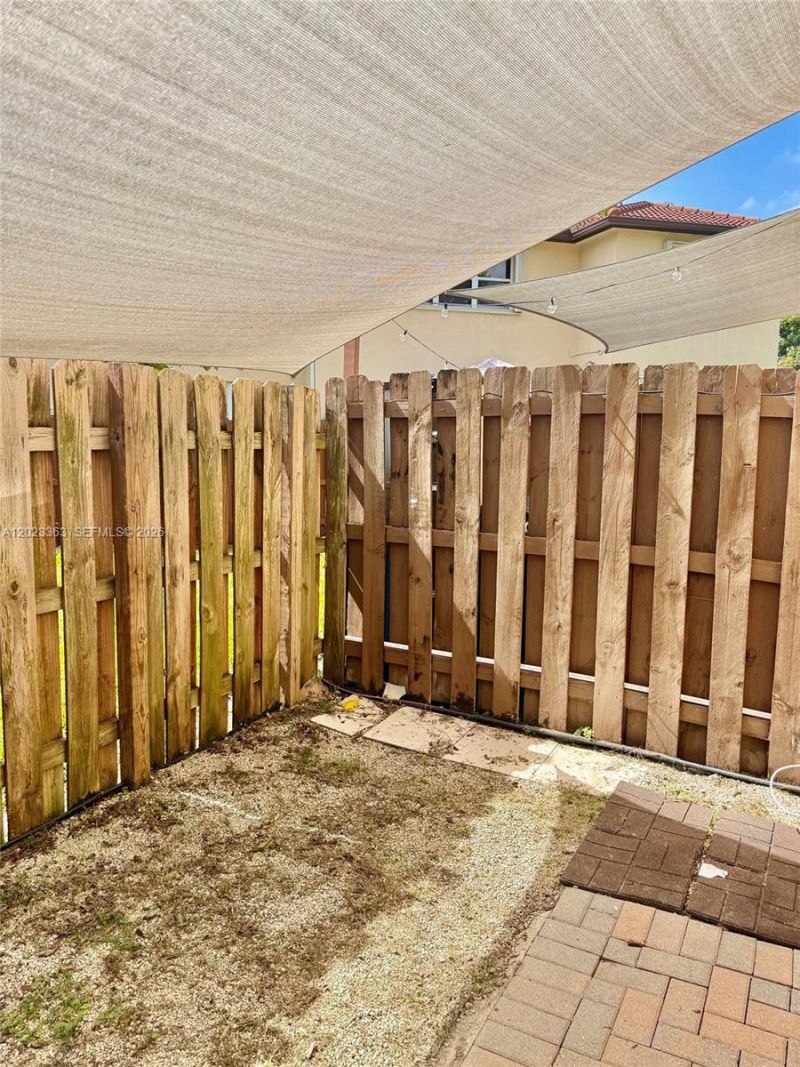 3330 NE 13th Cir Dr, Unit 111-22, Homestead, FL 33033 Photo