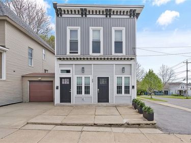 28 E Utica Street , Oswego, NY 13126