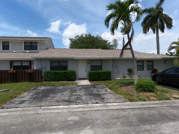 16363 Water Way, Delray Beach, FL 33484