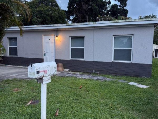 2960 SW 17th Street, Unit A, Fort Lauderdale, FL 33312