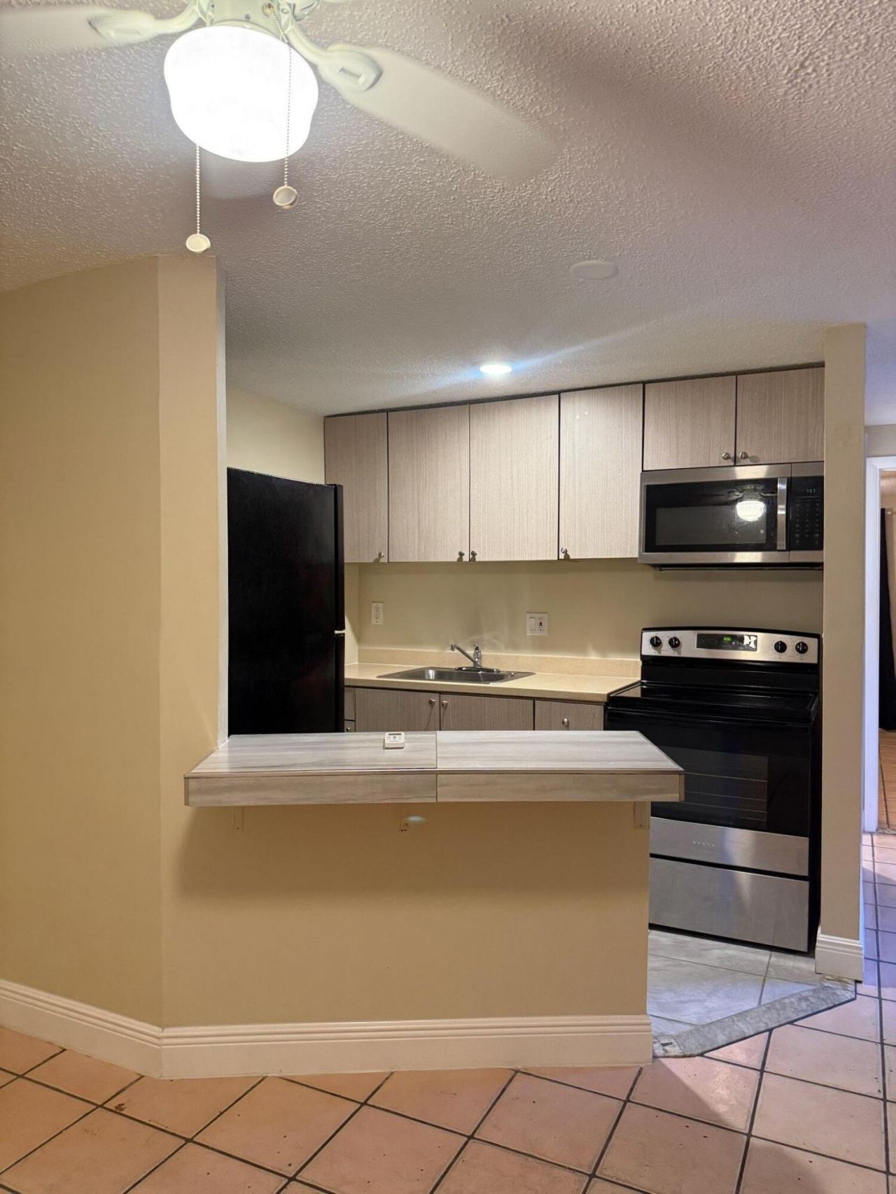 2960 SW 17th Street, Unit A, Fort Lauderdale, FL 33312 Photo