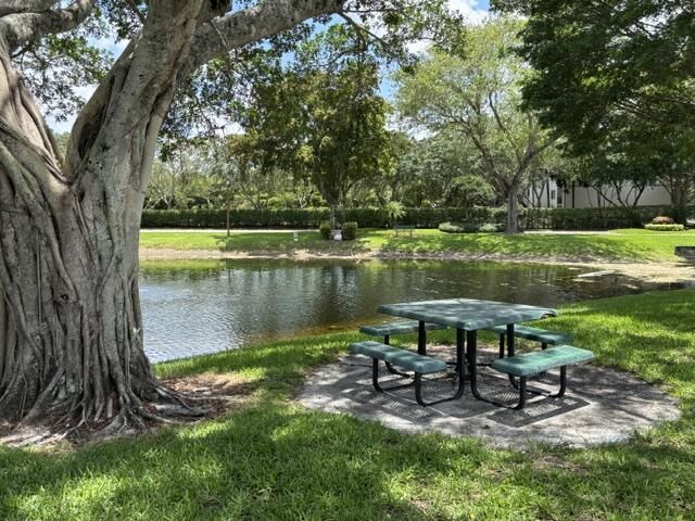 10222 Pine Drive, Boynton Beach, FL 33437 Photo
