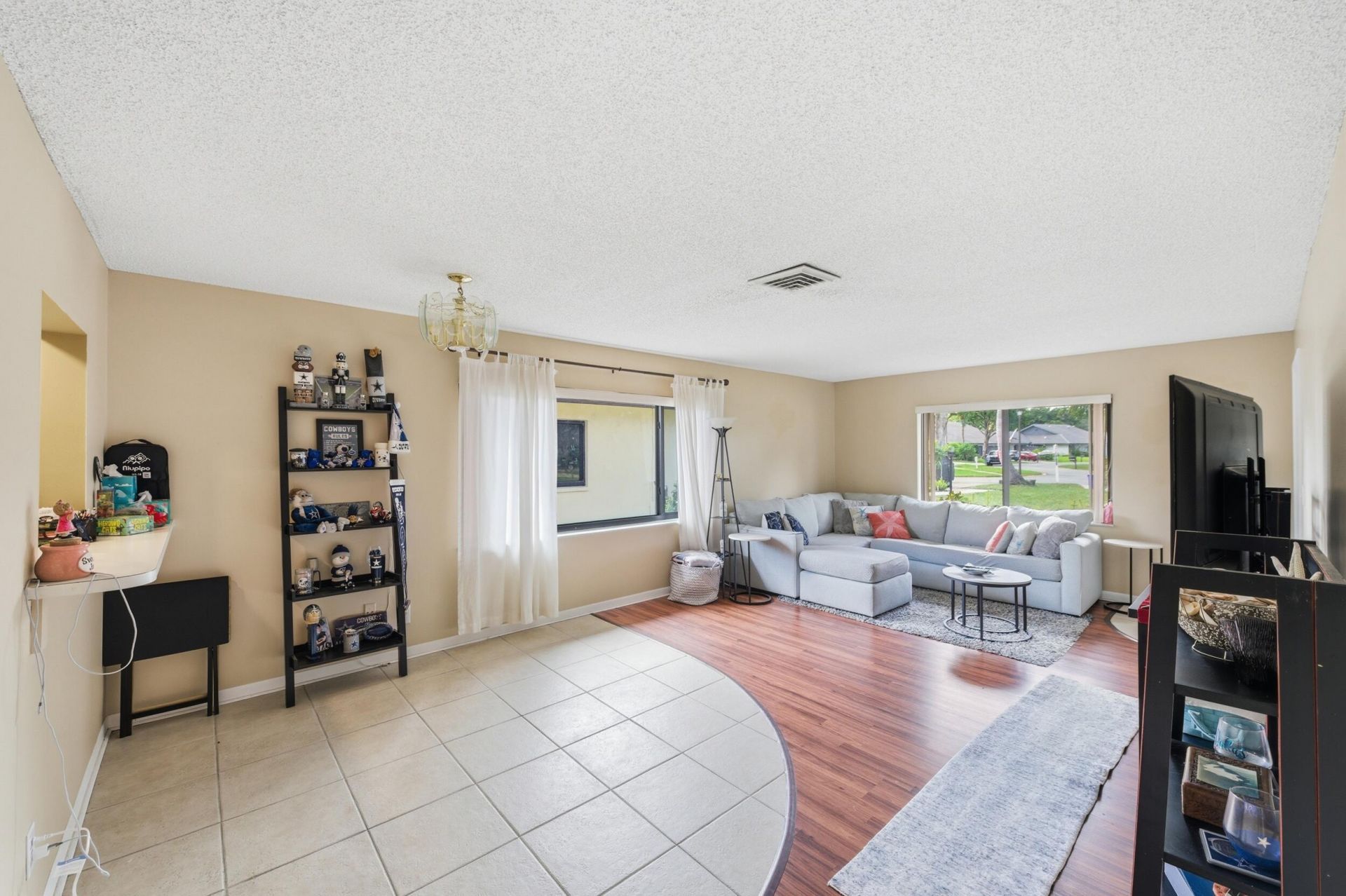 10222 Pine Drive, Boynton Beach, FL 33437 Photo